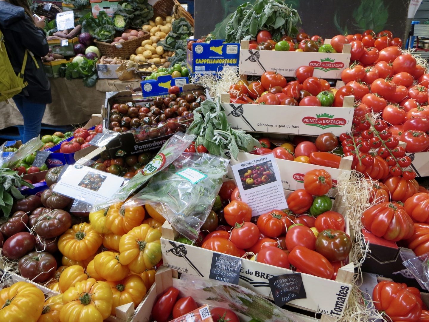 Many varieties of heirloom tomatoes at the Borough Market in London